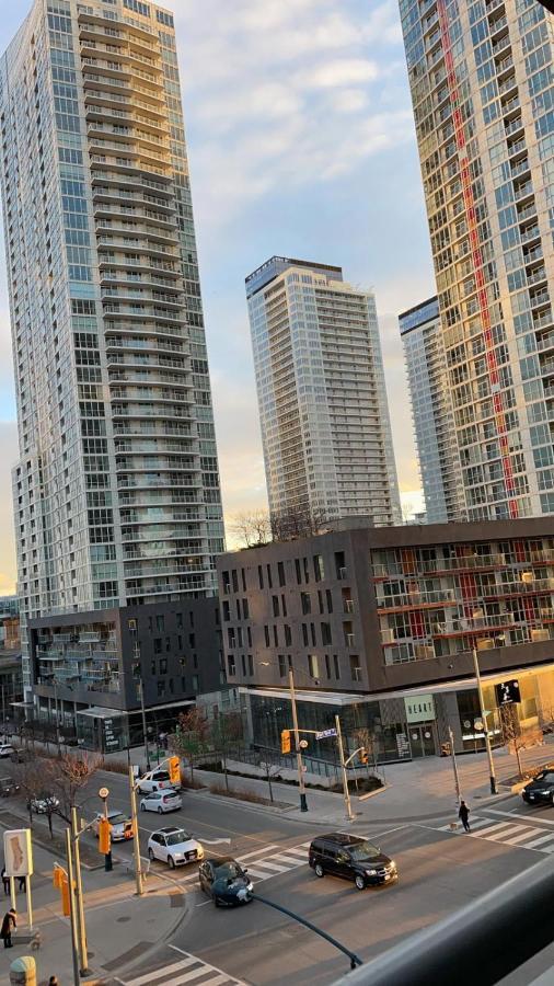 Toronto Downtown Luxurious Stylish 3 Bedroom 3 Bath 2 Balconies Near Rogers Centre Lakeview Condo Eksteriør bilde