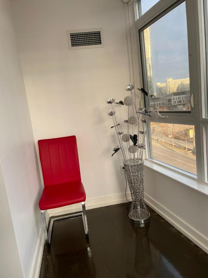 Toronto Downtown Luxurious Stylish 3 Bedroom 3 Bath 2 Balconies Near Rogers Centre Lakeview Condo Eksteriør bilde