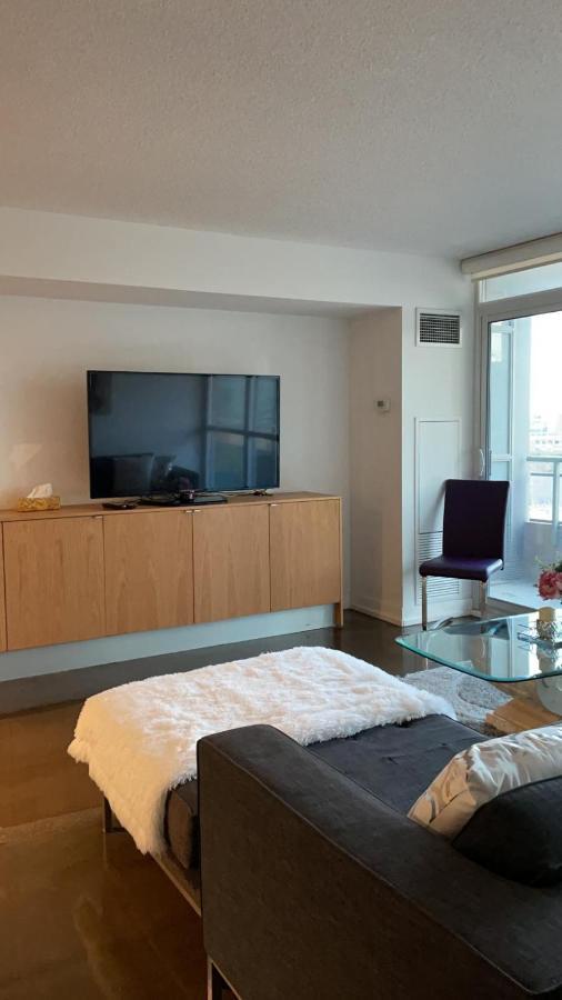 Toronto Downtown Luxurious Stylish 3 Bedroom 3 Bath 2 Balconies Near Rogers Centre Lakeview Condo Eksteriør bilde