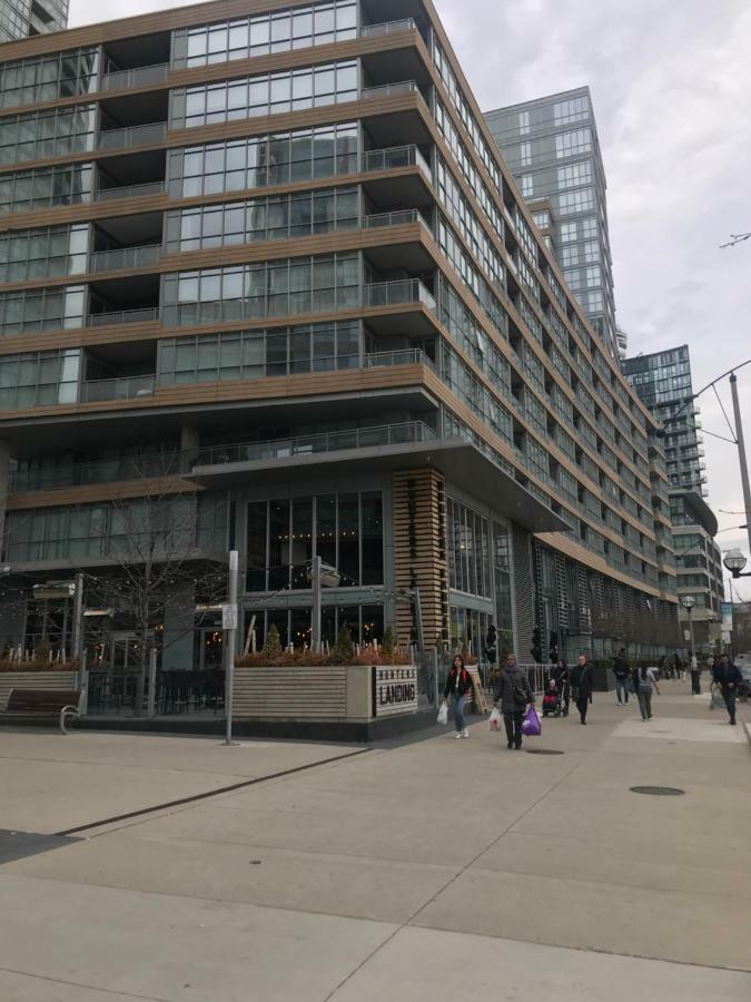 Toronto Downtown Luxurious Stylish 3 Bedroom 3 Bath 2 Balconies Near Rogers Centre Lakeview Condo Eksteriør bilde